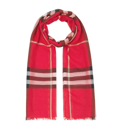 best color for burberry scarf|Burberry scarf 2024.